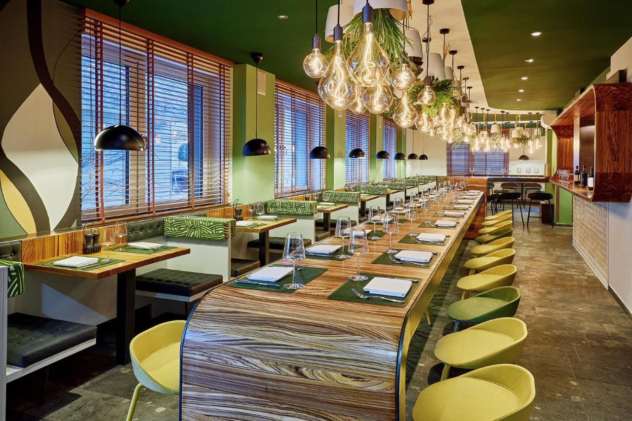 The Deutz, A Tribute Portfolio Hotel Cologne Exterior photo