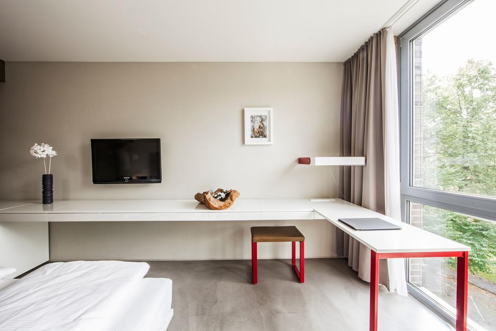 The Deutz, A Tribute Portfolio Hotel Cologne Room photo
