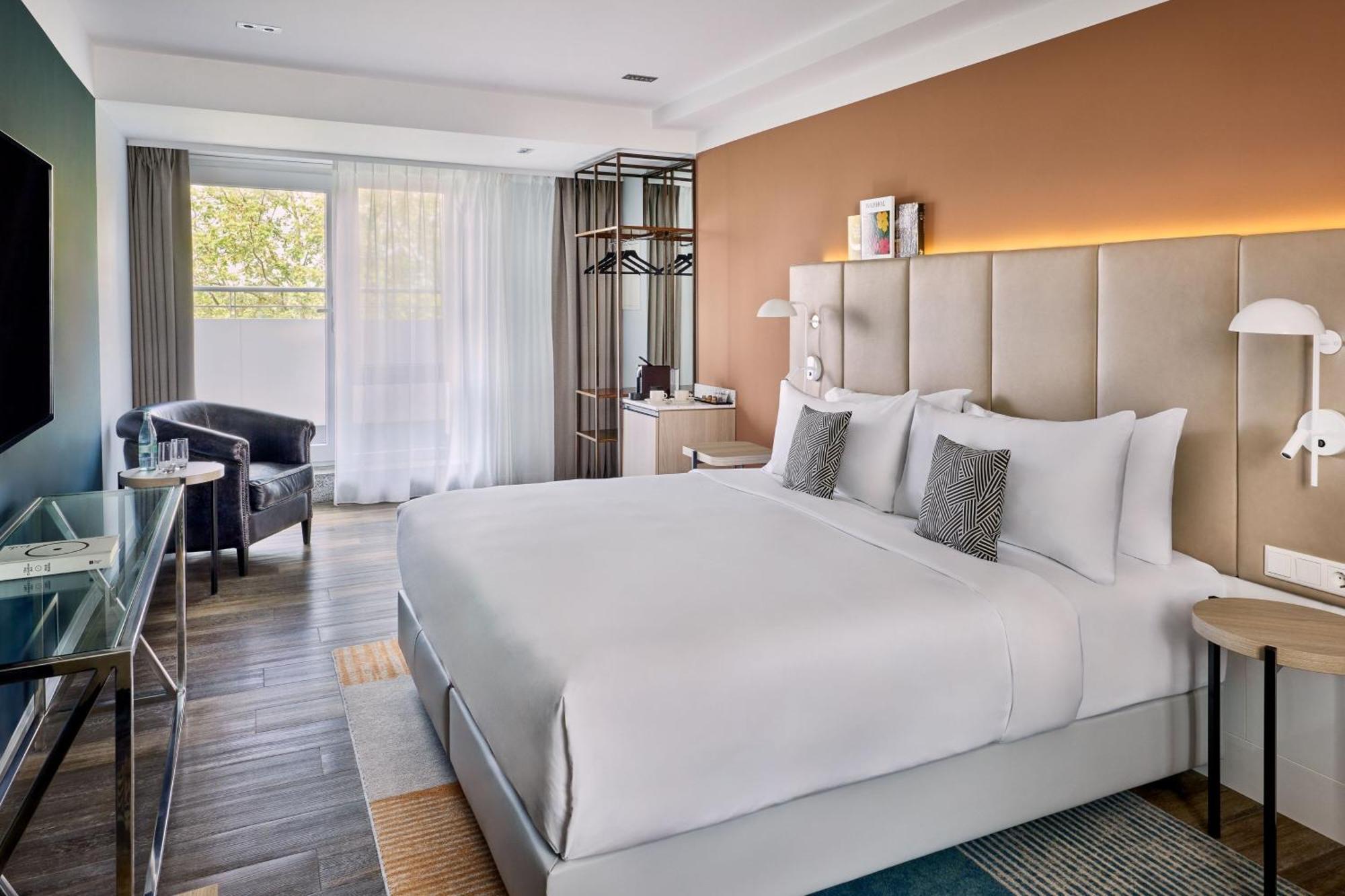 The Deutz, A Tribute Portfolio Hotel Cologne Exterior photo