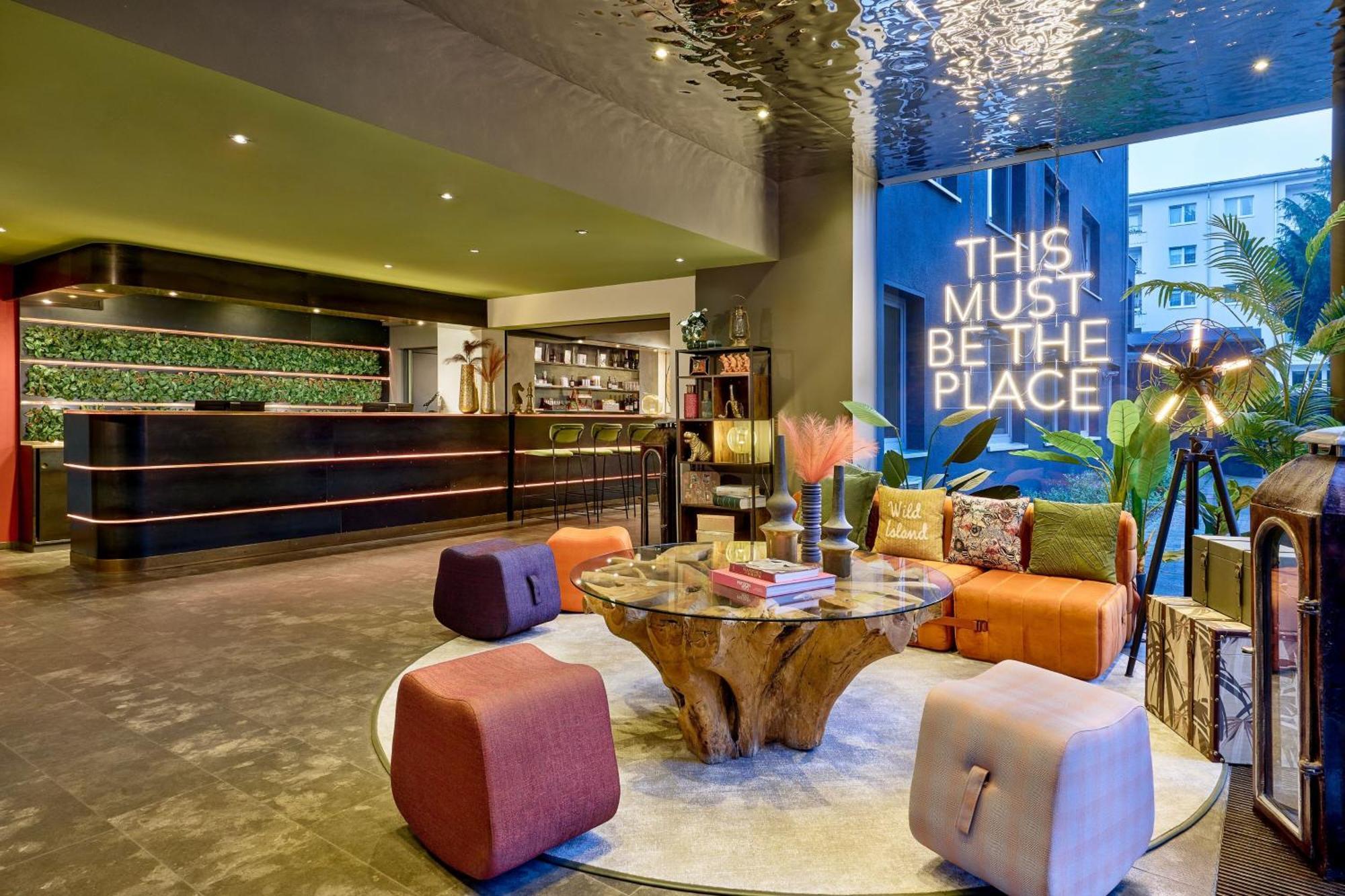 The Deutz, A Tribute Portfolio Hotel Cologne Exterior photo